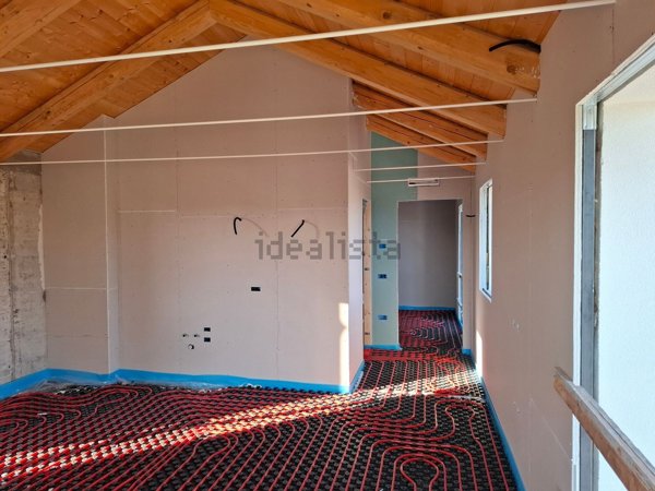 appartamento in affitto a Rosà