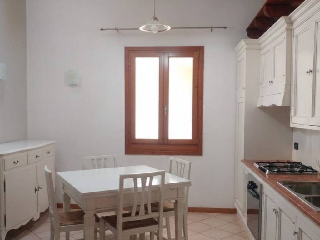 appartamento in affitto a Rosà