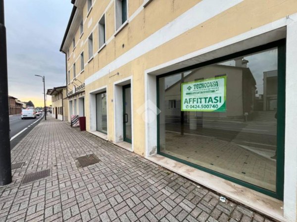 negozio in affitto a Rosà