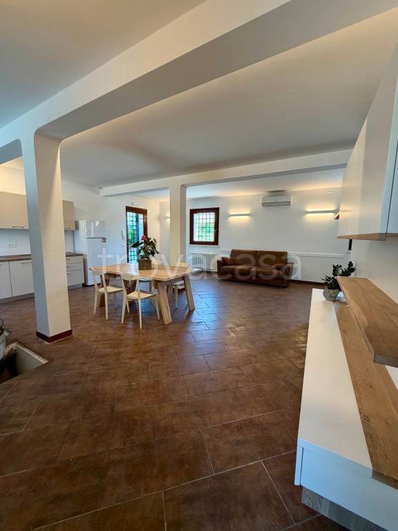 appartamento in affitto a Rosà