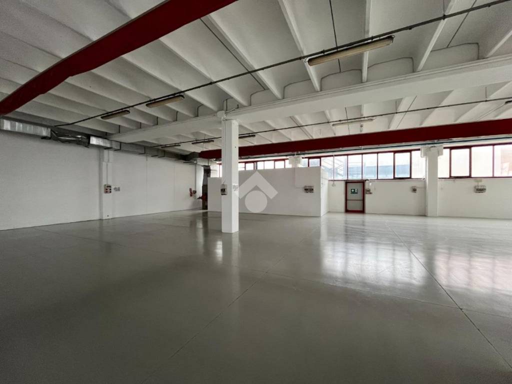 capannone in affitto a Rossano Veneto