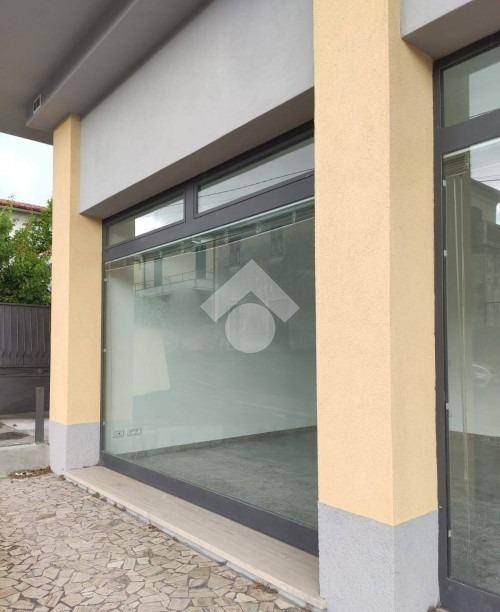 negozio in affitto a Sandrigo