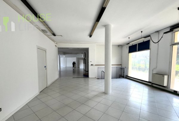 negozio in affitto a Sandrigo