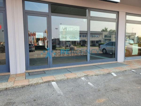 negozio in affitto a Santorso