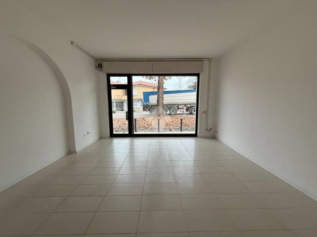 negozio in affitto a Sarcedo