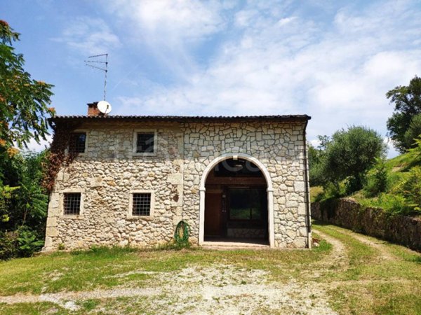 casa indipendente in affitto a Sarego