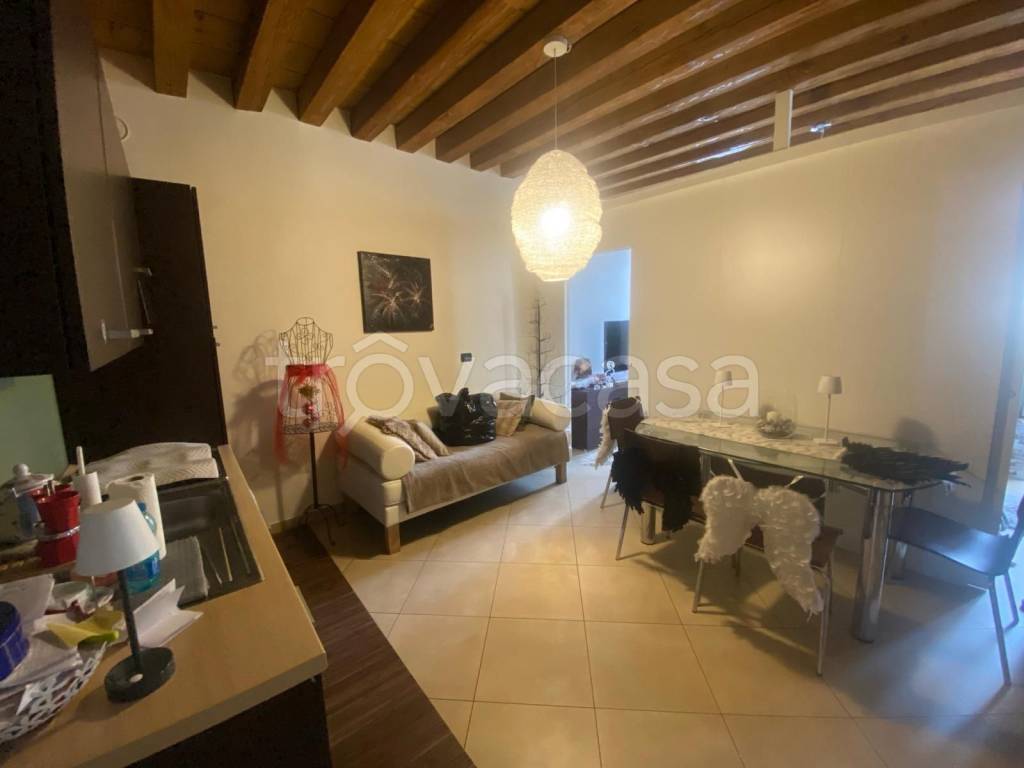 appartamento in affitto a Schio