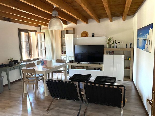 appartamento in affitto a Schio in zona Magrè