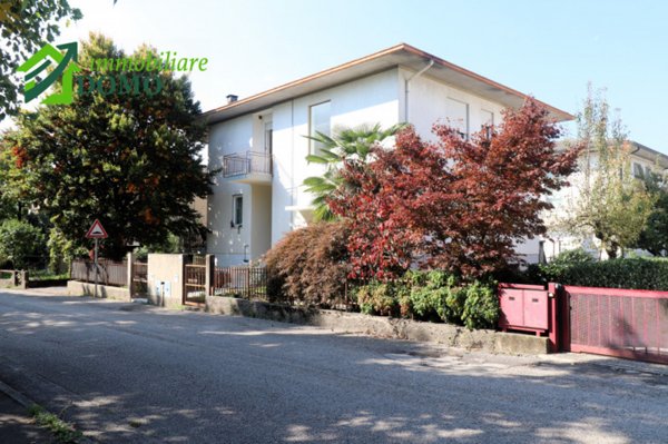 appartamento in affitto a Schio in zona Magrè