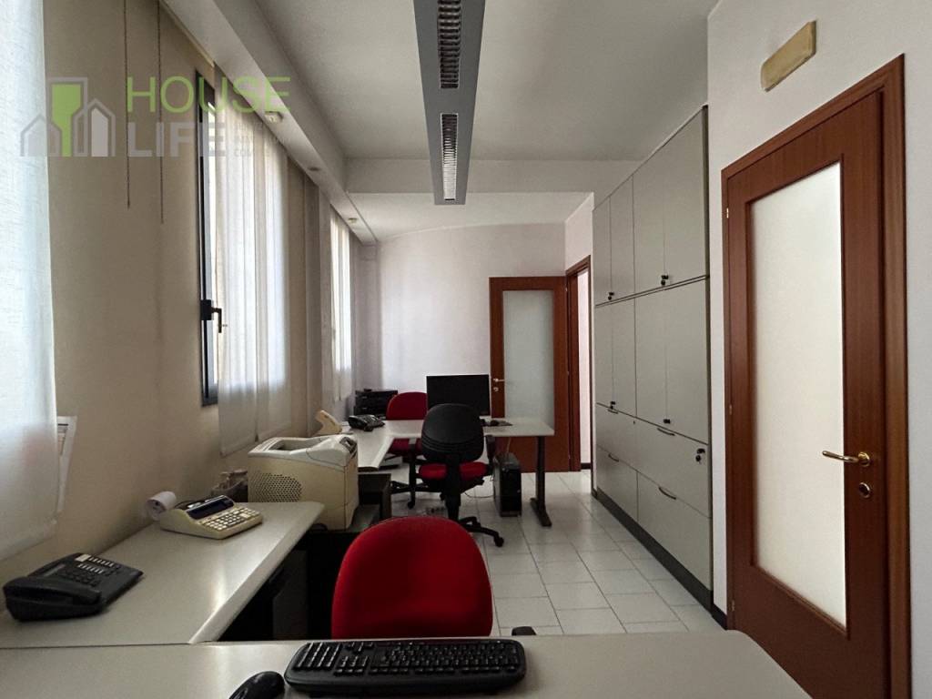 ufficio in affitto a Schio in zona Vegri