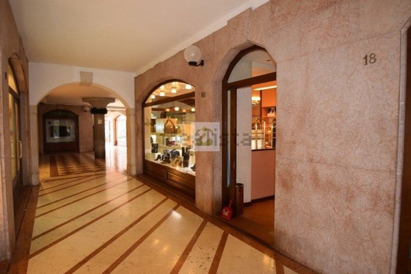 negozio in affitto a Schio