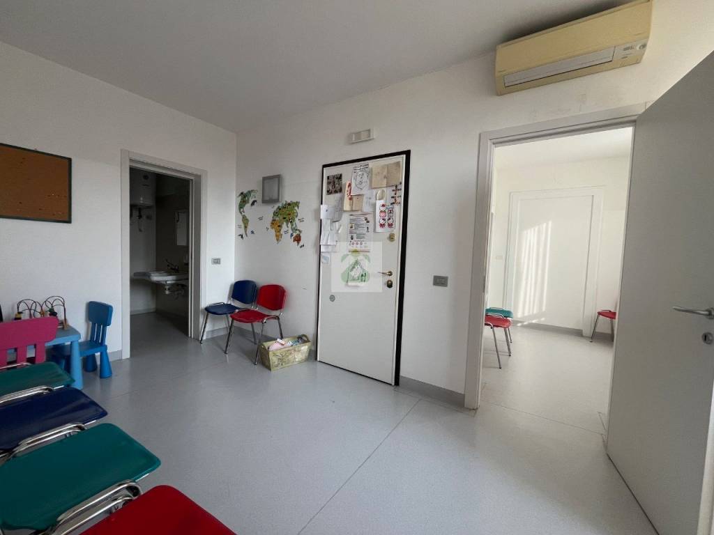 ufficio in affitto a Schio in zona Monte Magrè