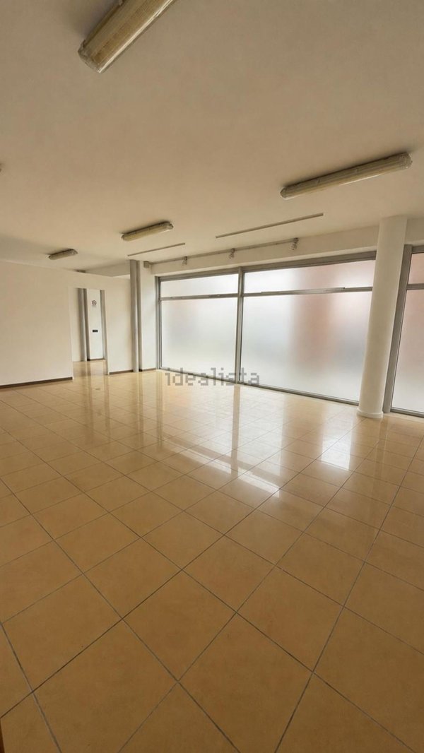 negozio in affitto a Schio