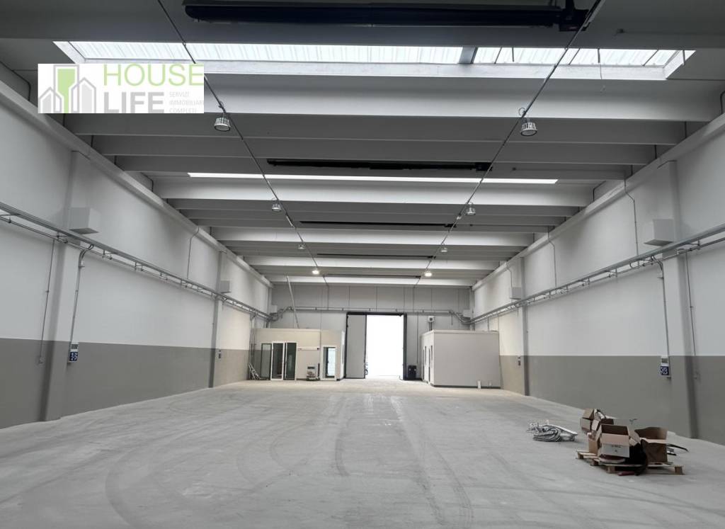 locale commerciale in affitto a Schio in zona Vegri