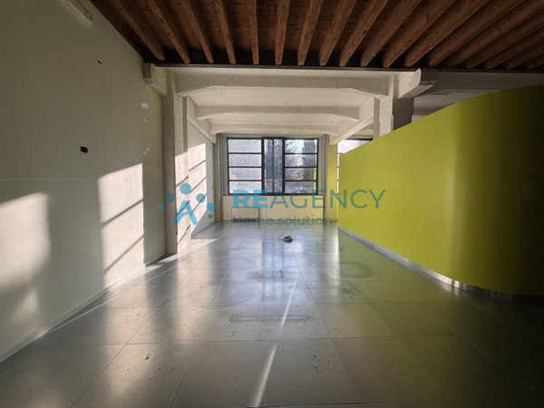 ufficio in affitto a Schio in zona Monte Magrè