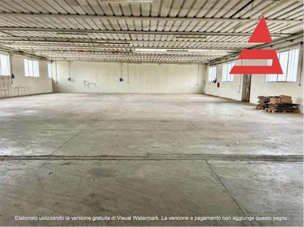 locale commerciale in affitto a Tezze sul Brenta in zona Belvedere