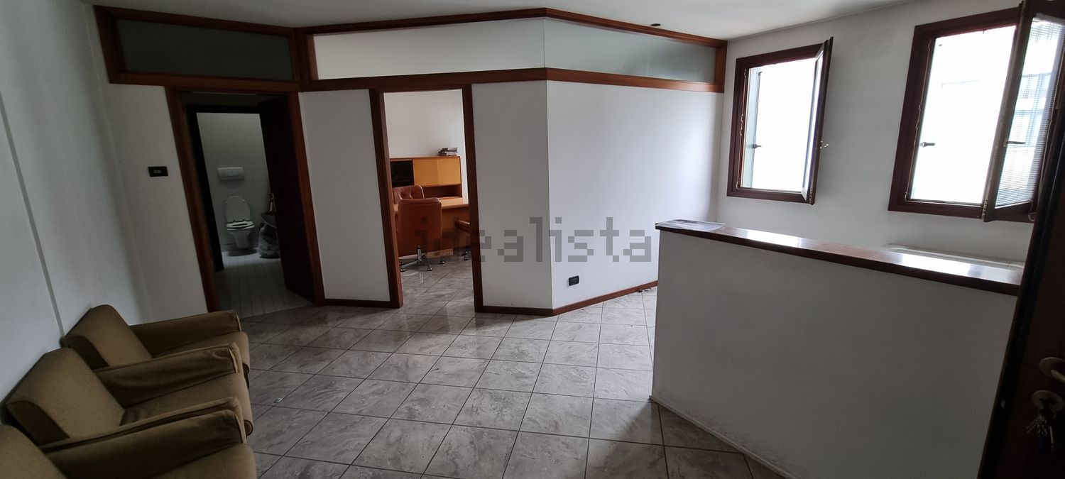 ufficio in affitto a Tezze sul Brenta