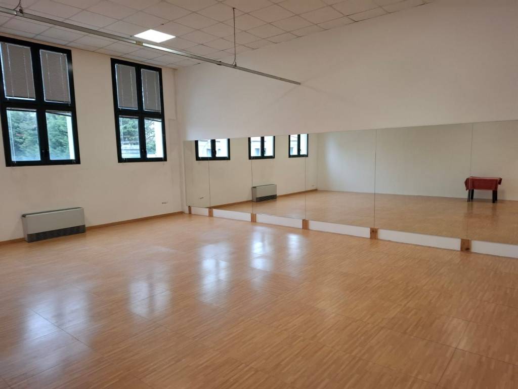 ufficio in affitto a Tezze sul Brenta in zona Belvedere