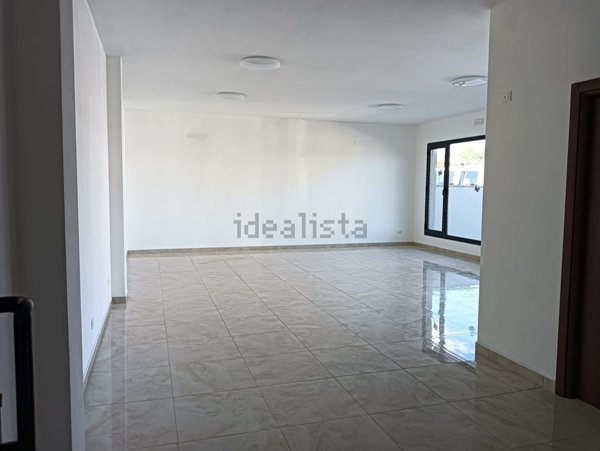 negozio in affitto a Tezze sul Brenta