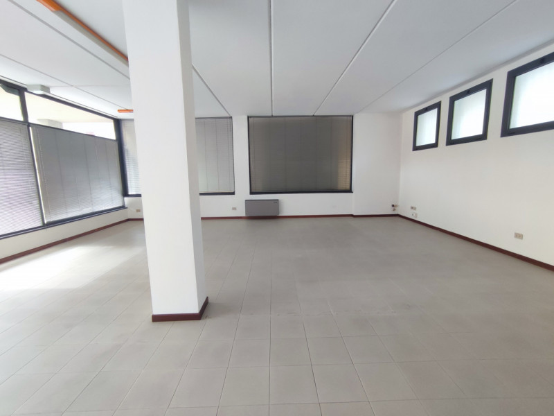 locale di sgombero in affitto a Thiene