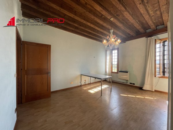 ufficio in affitto a Thiene in zona Santo