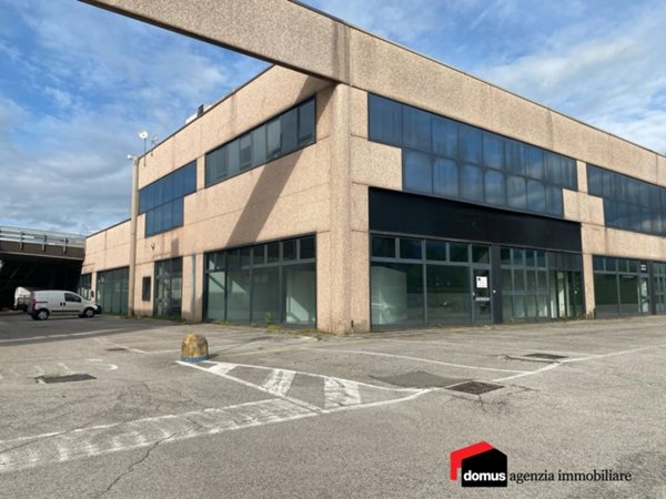 capannone in affitto a Thiene