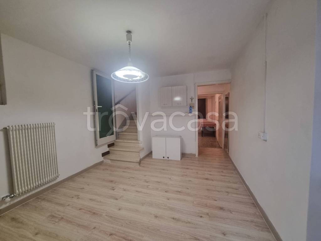 casa indipendente in affitto a Thiene