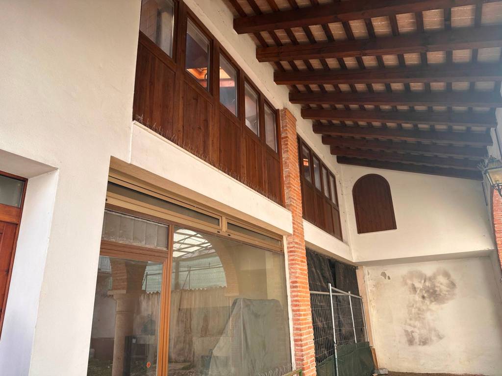 ufficio in affitto a Thiene in zona Santo