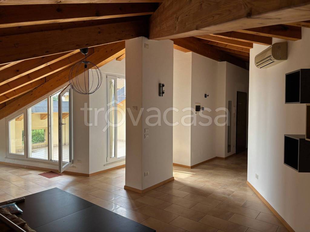 appartamento in affitto a Thiene