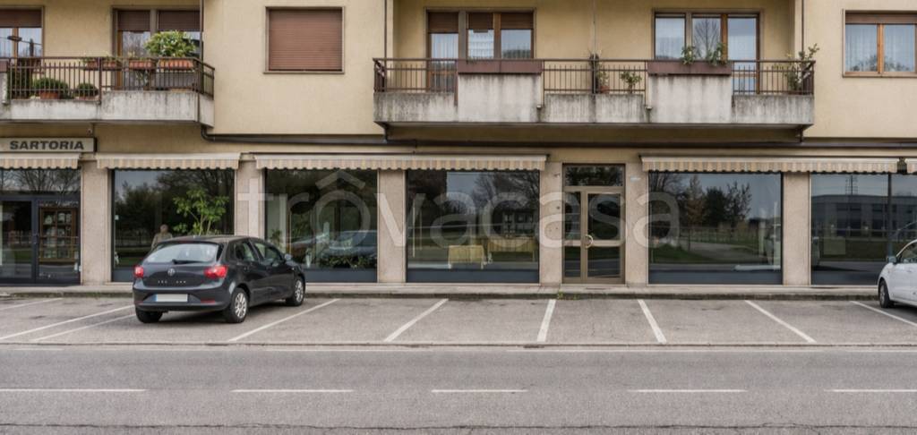 negozio in affitto a Thiene