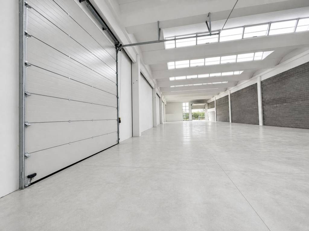 locale commerciale in affitto a Thiene in zona Borgo Lampertico