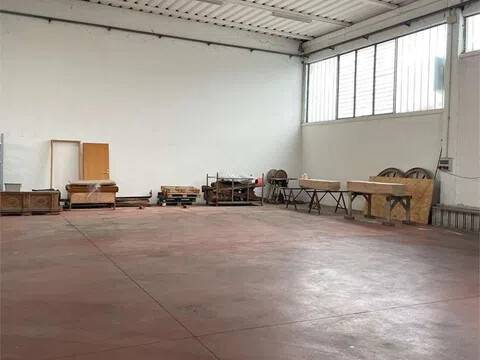 locale commerciale in affitto a Thiene