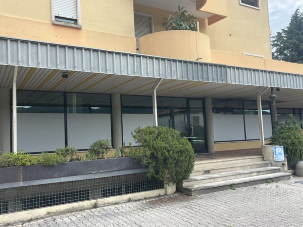 negozio in affitto a Torrebelvicino
