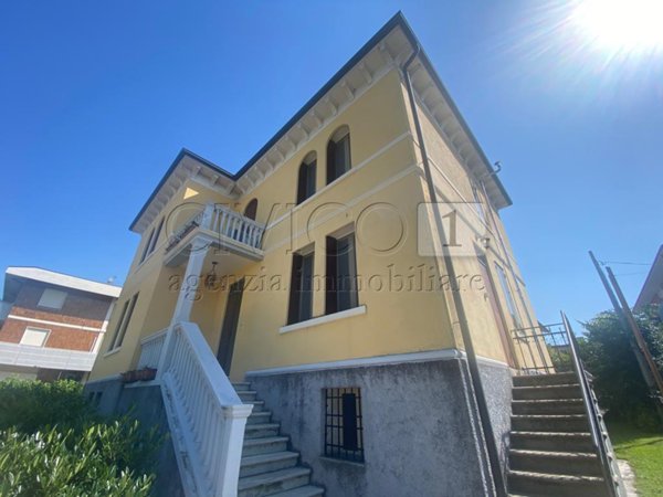casa indipendente in affitto a Torri di Quartesolo