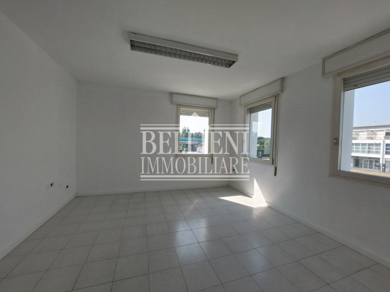 ufficio in affitto a Torri di Quartesolo