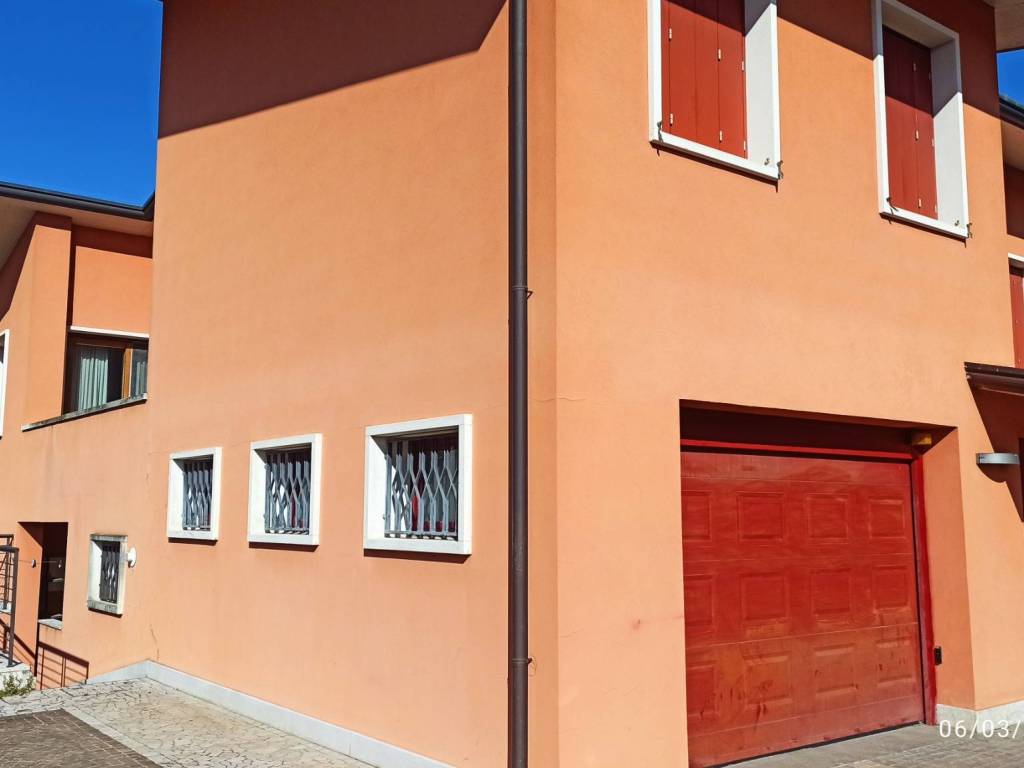 casa indipendente in affitto a Torri di Quartesolo in zona Marola
