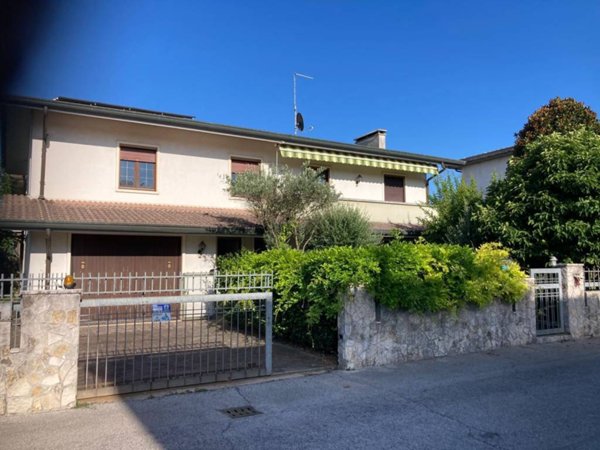 casa indipendente in affitto a Torri di Quartesolo