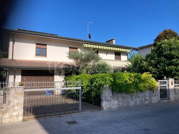 casa indipendente in affitto a Torri di Quartesolo