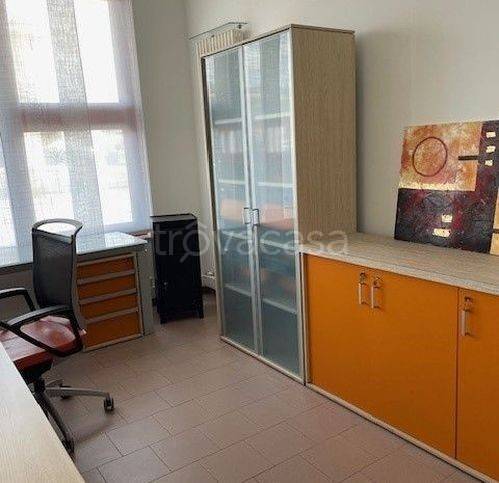 ufficio in affitto a Torri di Quartesolo in zona Marola