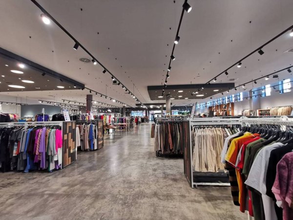 negozio in affitto a Torri di Quartesolo