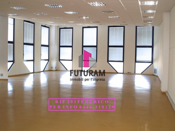 ufficio in affitto a Torri di Quartesolo