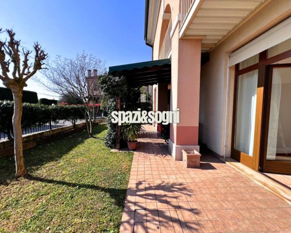 appartamento in affitto a Torri di Quartesolo