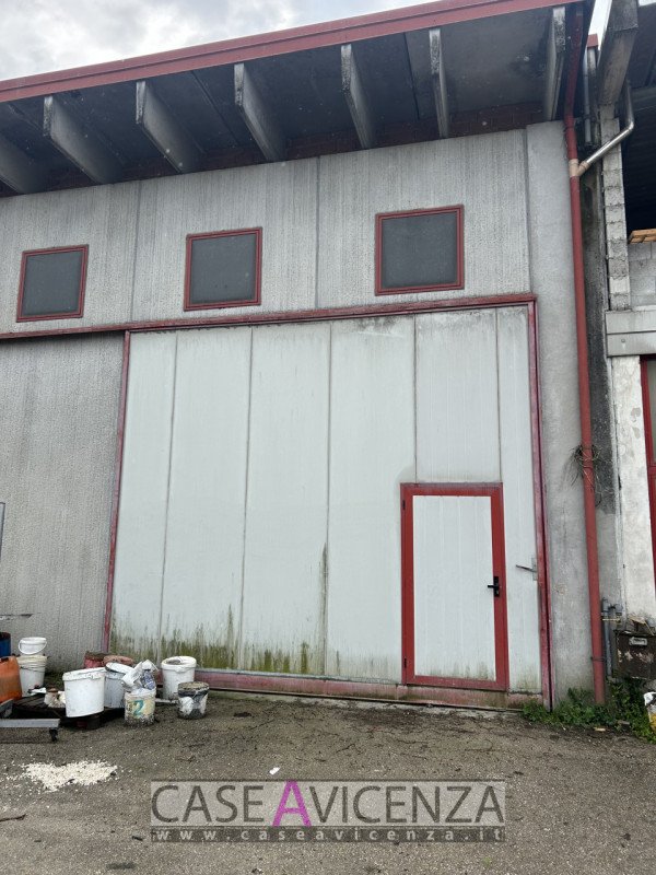 capannone in affitto a Torri di Quartesolo in zona Marola