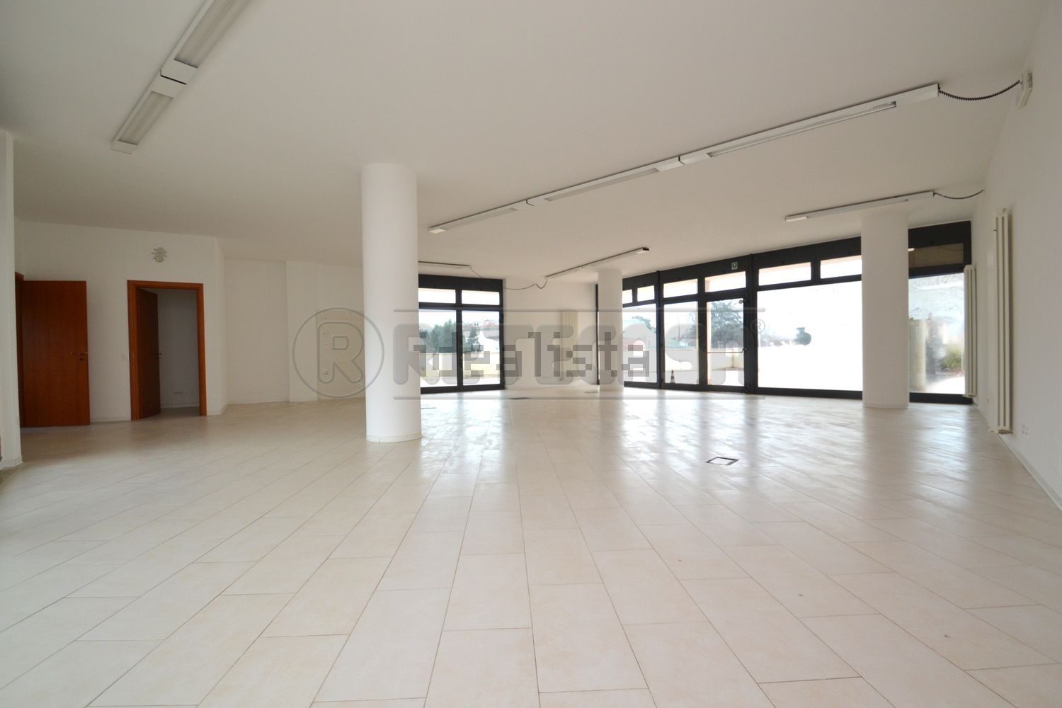 locale commerciale in affitto a Valdagno