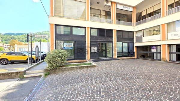 locale commerciale in affitto a Valdagno