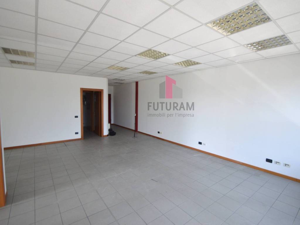 ufficio in affitto a Vicenza in zona San Lazzaro/Pomari