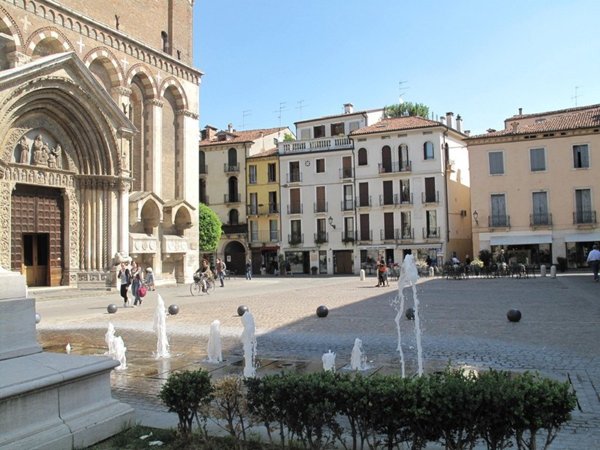 negozio in affitto a Vicenza in zona Centro Storico