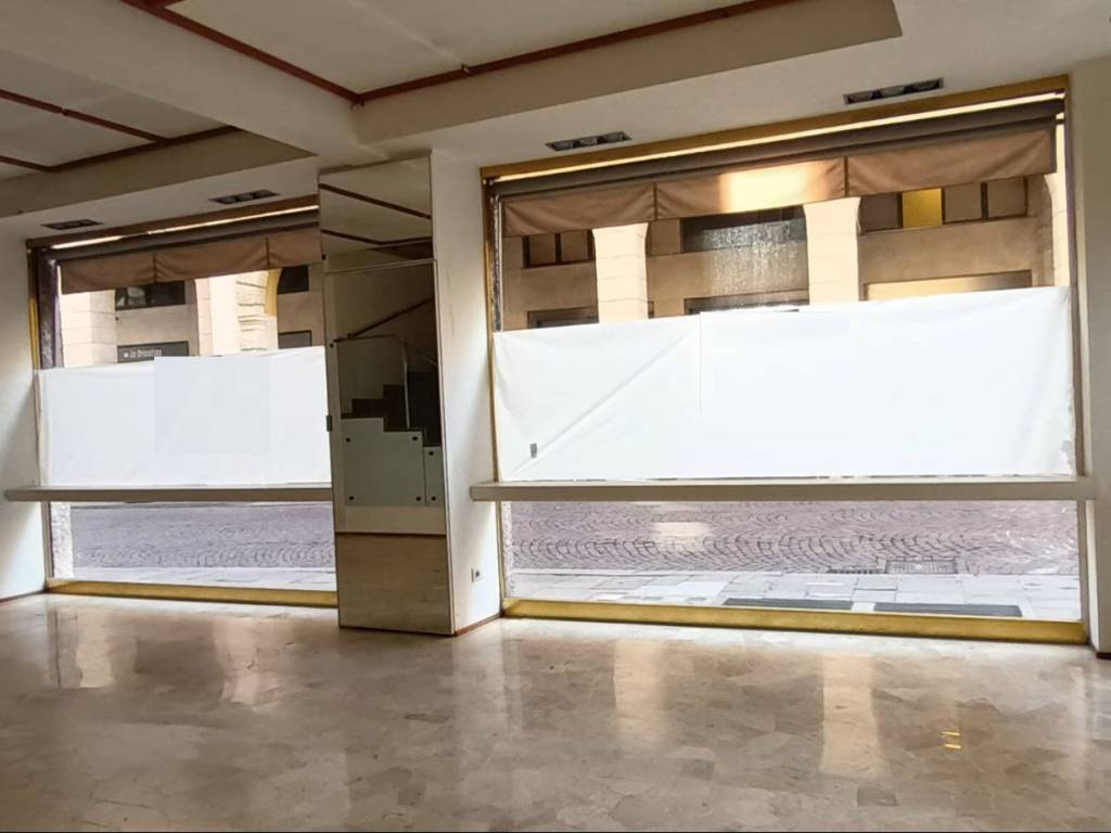 negozio in affitto a Vicenza in zona Centro Storico