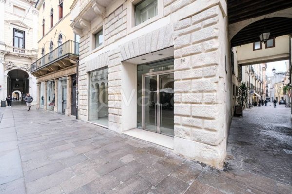 trivano in affitto a Vicenza in zona Centro Storico