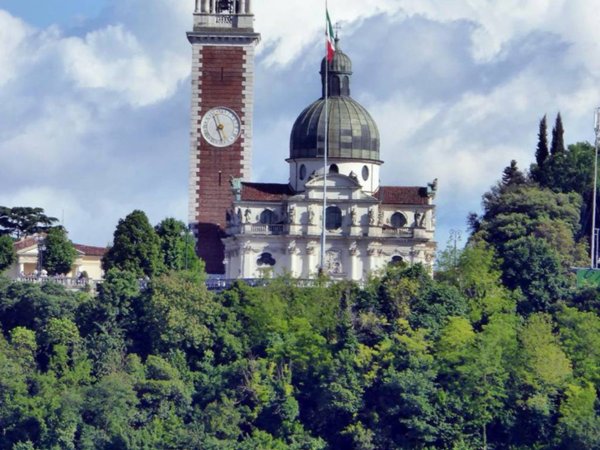 negozio in affitto a Vicenza in zona Centro Storico